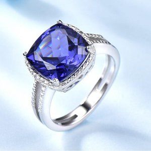 CUSHION 10X10 TANZANITE VIOLET CUBIC ZIRCONIA RING
